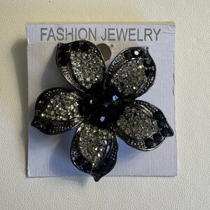New Black gem stone brooch